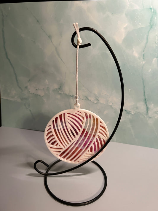 Acrylic White Yarn Ball Suncatcher Ornament with Red/Pink/Orange floral background